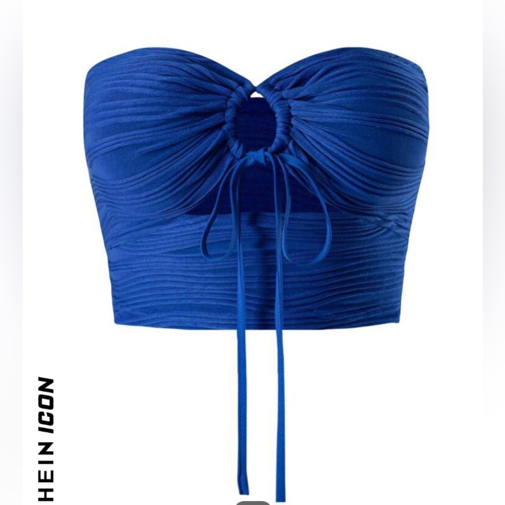 Cute Blue going out top!